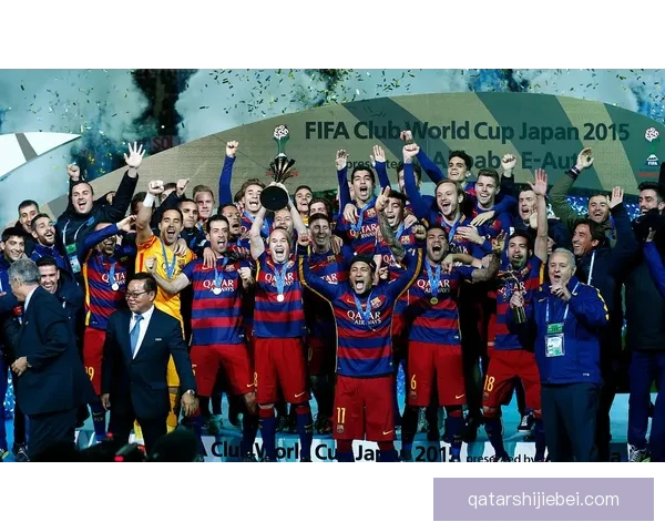 皇马巴萨西甲巅峰对决精彩赛事全程回顾与分析 皇马巴萨西甲巅峰对决精彩赛事全程回顾与分析